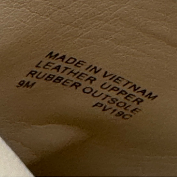 MICHAEL MICHAEL KORS
Elodie Leather Peep Toe Side Zip Shooties Sz 9 - Picture 11 of 13